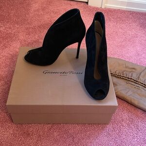 Gianvito Rossi Heels
